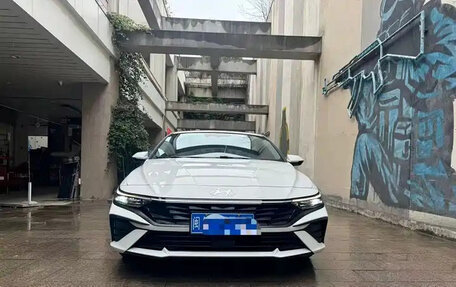 Hyundai Elantra, 2023 год, 1 920 000 рублей, 5 фотография