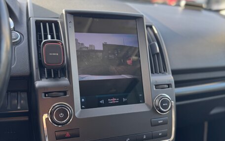 Land Rover Freelander II рестайлинг 2, 2014 год, 1 950 000 рублей, 10 фотография