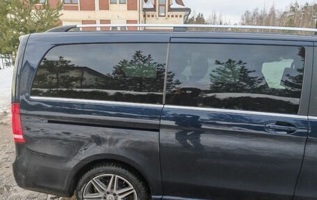 Mercedes-Benz V-Класс, 2018 год, 4 950 000 рублей, 4 фотография