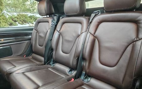 Mercedes-Benz V-Класс, 2018 год, 4 950 000 рублей, 15 фотография