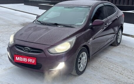 Hyundai Solaris II рестайлинг, 2011 год, 545 000 рублей, 3 фотография