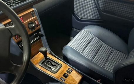 Mercedes-Benz W124, 1991 год, 750 000 рублей, 13 фотография