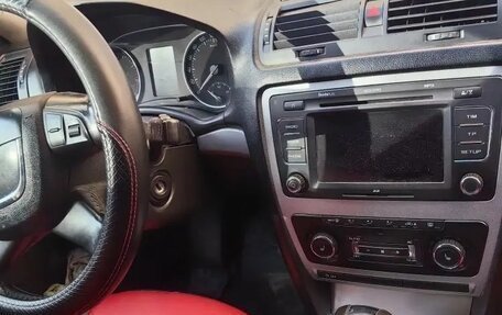 Skoda Octavia, 2010 год, 560 000 рублей, 11 фотография