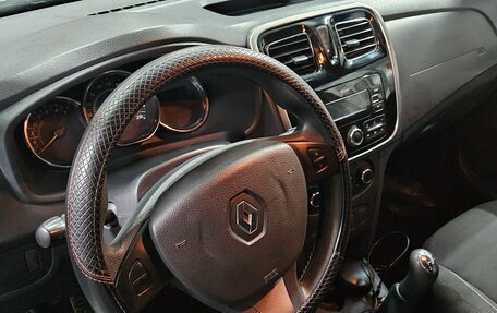 Renault Sandero II рестайлинг, 2015 год, 880 000 рублей, 8 фотография