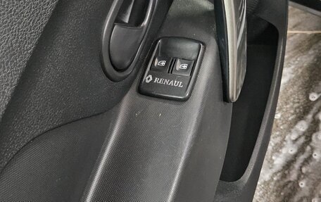 Renault Sandero II рестайлинг, 2015 год, 880 000 рублей, 7 фотография