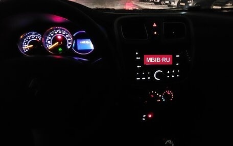 Renault Sandero II рестайлинг, 2015 год, 880 000 рублей, 9 фотография