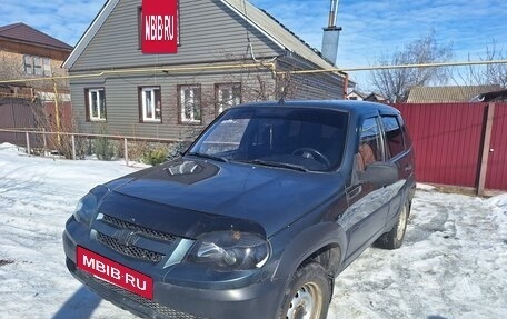 Chevrolet Niva I рестайлинг, 2011 год, 515 000 рублей, 2 фотография