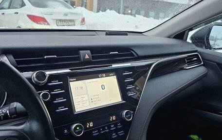 Toyota Camry, 2018 год, 2 550 000 рублей, 8 фотография