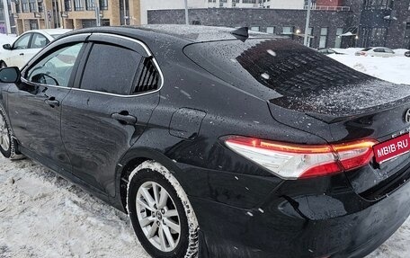 Toyota Camry, 2018 год, 2 550 000 рублей, 9 фотография