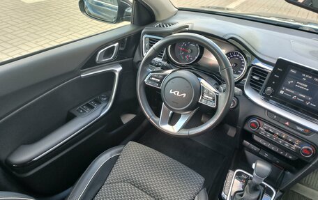 KIA cee'd III, 2022 год, 2 530 000 рублей, 21 фотография