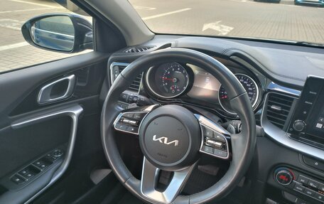 KIA cee'd III, 2022 год, 2 530 000 рублей, 24 фотография