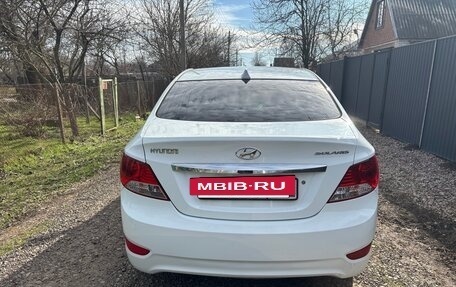 Hyundai Solaris II рестайлинг, 2011 год, 890 000 рублей, 4 фотография