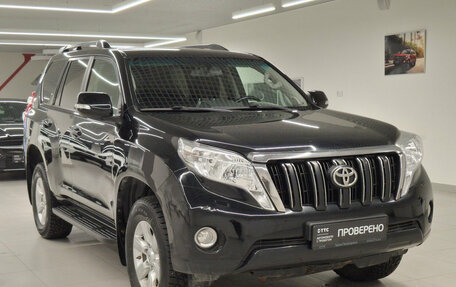 Toyota Land Cruiser Prado 150 рестайлинг 2, 2016 год, 3 709 000 рублей, 7 фотография