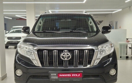 Toyota Land Cruiser Prado 150 рестайлинг 2, 2016 год, 3 709 000 рублей, 6 фотография