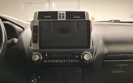 Toyota Land Cruiser Prado 150 рестайлинг 2, 2016 год, 3 709 000 рублей, 19 фотография