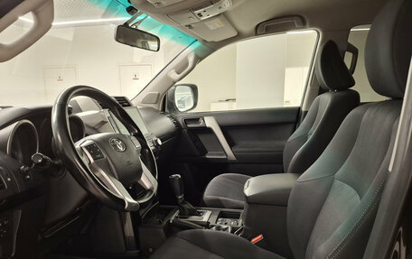 Toyota Land Cruiser Prado 150 рестайлинг 2, 2016 год, 3 709 000 рублей, 20 фотография