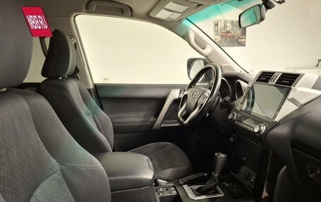 Toyota Land Cruiser Prado 150 рестайлинг 2, 2016 год, 3 709 000 рублей, 15 фотография