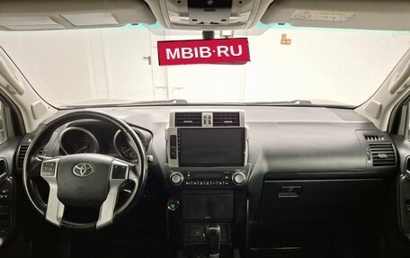 Toyota Land Cruiser Prado 150 рестайлинг 2, 2016 год, 3 709 000 рублей, 18 фотография
