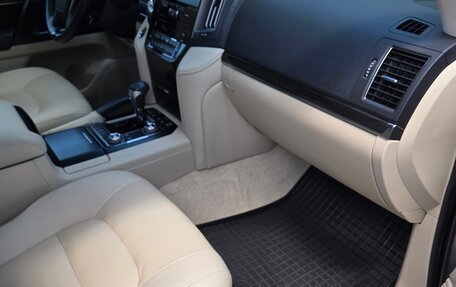 Toyota Land Cruiser 200, 2021 год, 11 200 000 рублей, 12 фотография