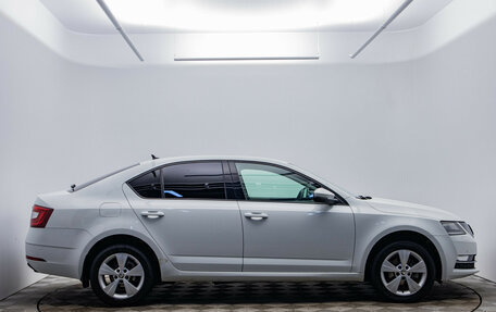 Skoda Octavia, 2018 год, 1 890 000 рублей, 4 фотография