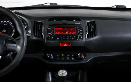 KIA Sportage III, 2011 год, 990 000 рублей, 13 фотография