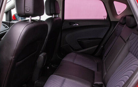 Opel Astra J, 2013 год, 840 000 рублей, 11 фотография