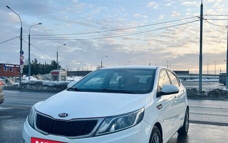 KIA Rio III рестайлинг, 2015 год, 1 000 000 рублей, 6 фотография
