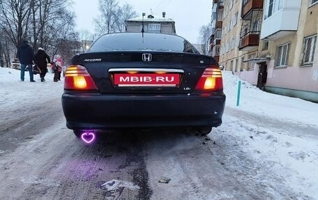 Honda Accord VII рестайлинг, 2002 год, 350 000 рублей, 4 фотография