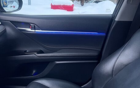 Toyota Camry, 2019 год, 3 500 000 рублей, 3 фотография