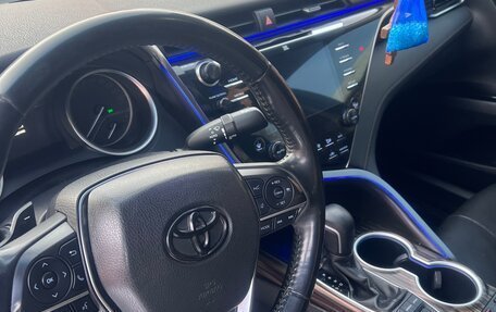 Toyota Camry, 2019 год, 3 500 000 рублей, 9 фотография