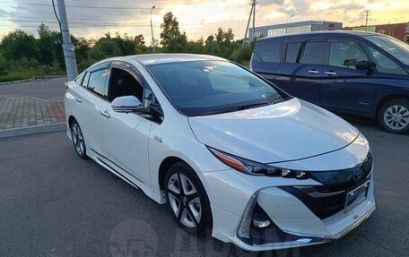 Toyota Prius IV XW50, 2017 год, 3 фотография