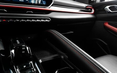 Geely Coolray I, 2024 год, 2 355 000 рублей, 30 фотография