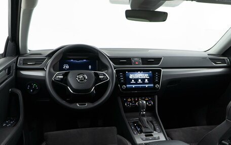 Skoda Superb III рестайлинг, 2021 год, 2 227 077 рублей, 6 фотография