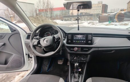 Skoda Rapid II, 2021 год, 1 500 000 рублей, 8 фотография