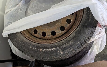 Toyota Avensis III рестайлинг, 2008 год, 1 099 000 рублей, 26 фотография