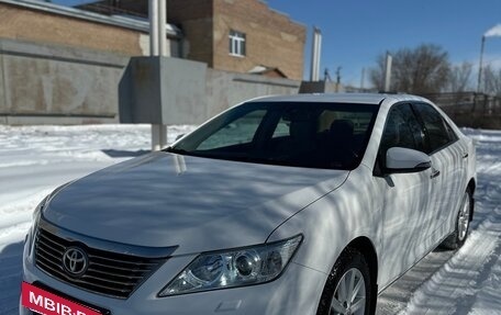 Toyota Camry, 2012 год, 1 820 000 рублей, 3 фотография
