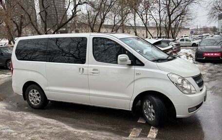 Hyundai Grand Starex Grand Starex I рестайлинг 2, 2012 год, 1 590 000 рублей, 8 фотография