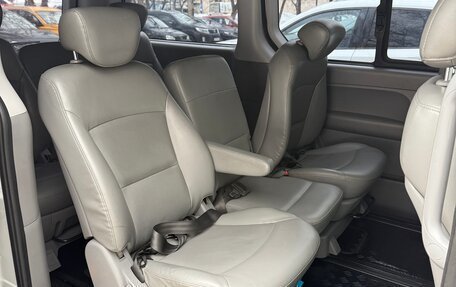 Hyundai Grand Starex Grand Starex I рестайлинг 2, 2012 год, 1 590 000 рублей, 18 фотография