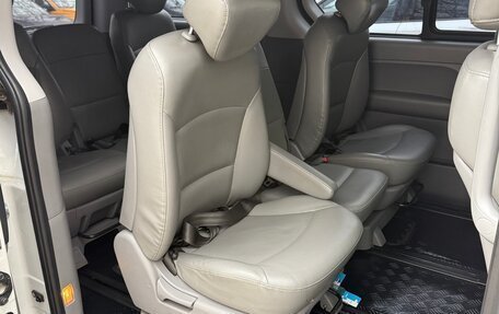 Hyundai Grand Starex Grand Starex I рестайлинг 2, 2012 год, 1 590 000 рублей, 15 фотография