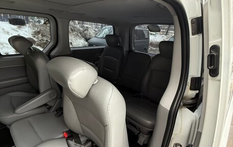 Hyundai Grand Starex Grand Starex I рестайлинг 2, 2012 год, 1 590 000 рублей, 13 фотография