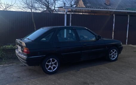 Ford Escort V, 1991 год, 100 000 рублей, 4 фотография