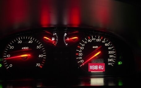 Renault Laguna II, 2001 год, 570 000 рублей, 6 фотография