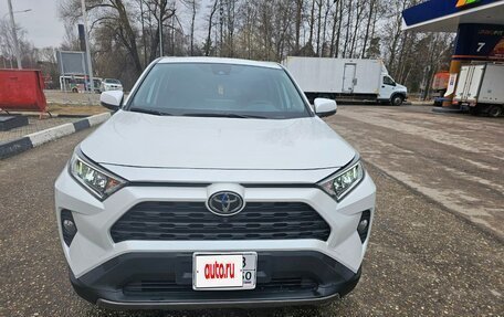 Toyota RAV4, 2021 год, 3 700 000 рублей, 3 фотография