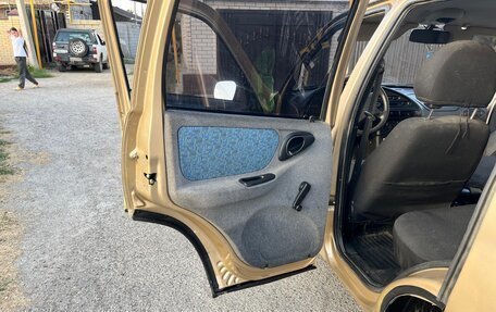 Chevrolet Niva I рестайлинг, 2005 год, 450 000 рублей, 17 фотография