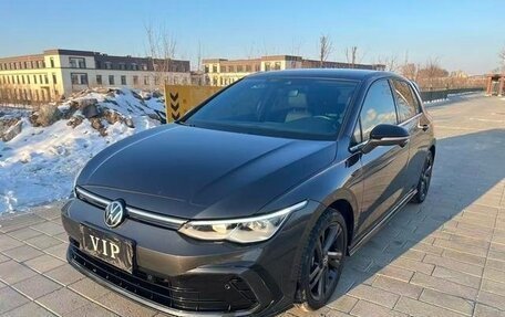 Volkswagen Golf VII, 2021 год, 2 000 000 рублей, 1 фотография