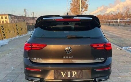 Volkswagen Golf VII, 2021 год, 2 000 000 рублей, 4 фотография