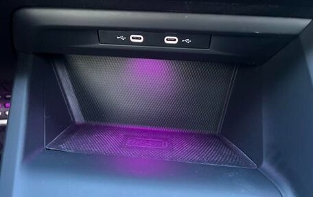 Volkswagen Golf VII, 2021 год, 2 000 000 рублей, 12 фотография