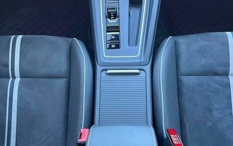 Volkswagen Golf VII, 2021 год, 2 000 000 рублей, 18 фотография