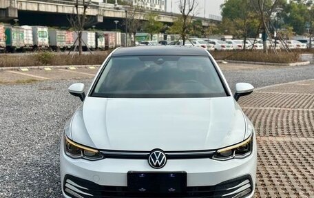 Volkswagen Golf VII, 2021 год, 2 000 000 рублей, 2 фотография