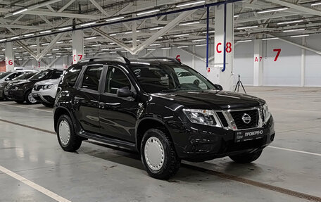 Nissan Terrano III, 2017 год, 1 272 000 рублей, 3 фотография